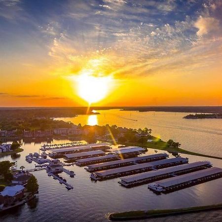 Lakeside Daze! Montgomery Buitenkant foto