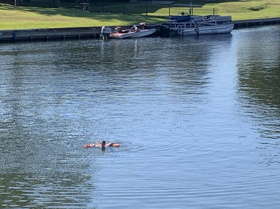 Lakeside Daze! Montgomery Buitenkant foto